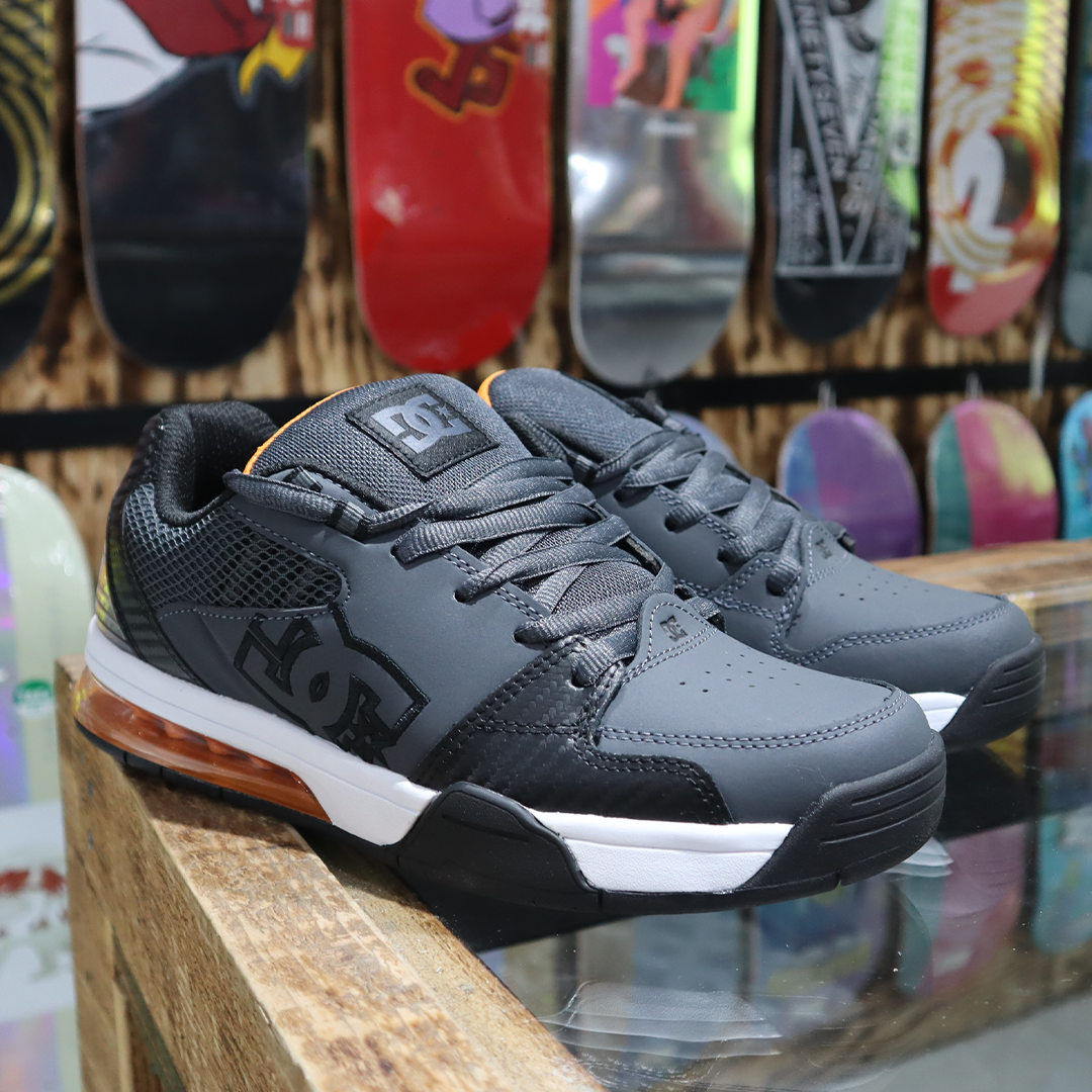 Tenis DC Versatile Grey Black Orange