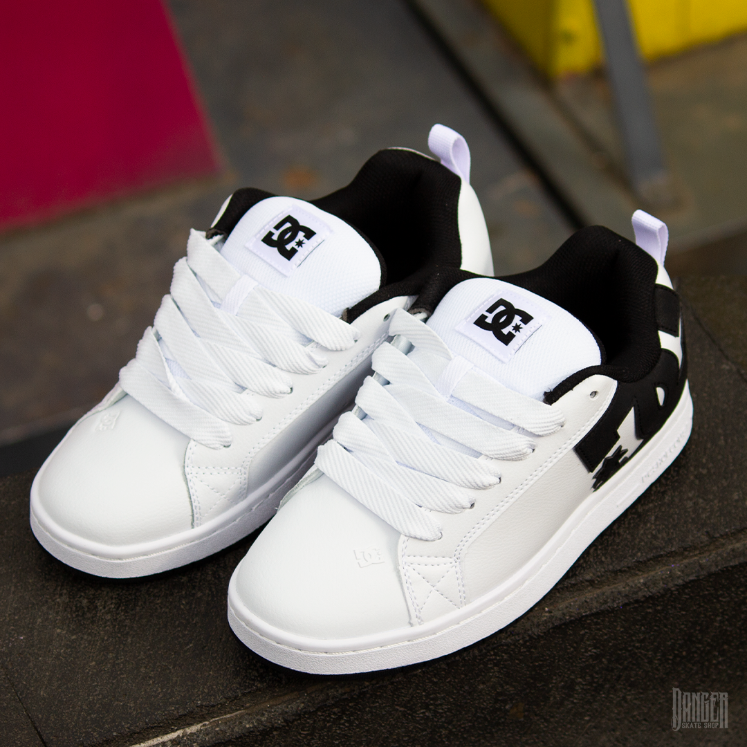 Tenis DC Court Graffik White Black Black