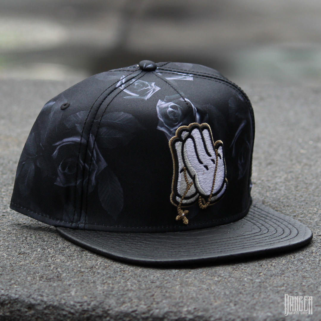 Gorra Cayler & Sons Amen Roses