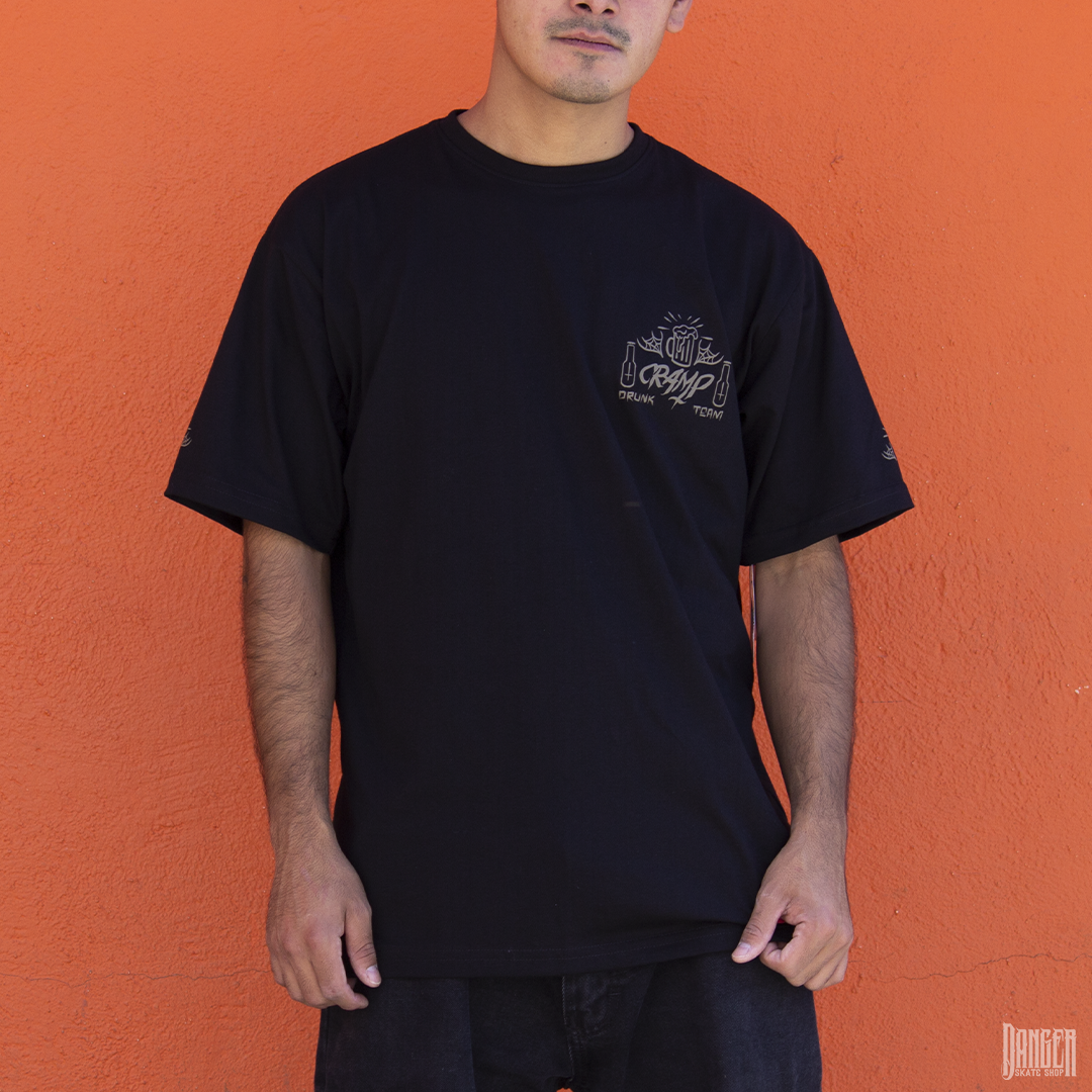 Playera Cramp Drunk Team