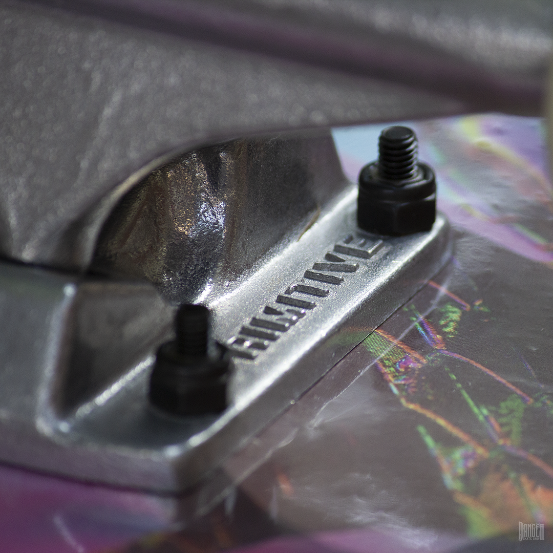 Patineta Primitive Poison Render