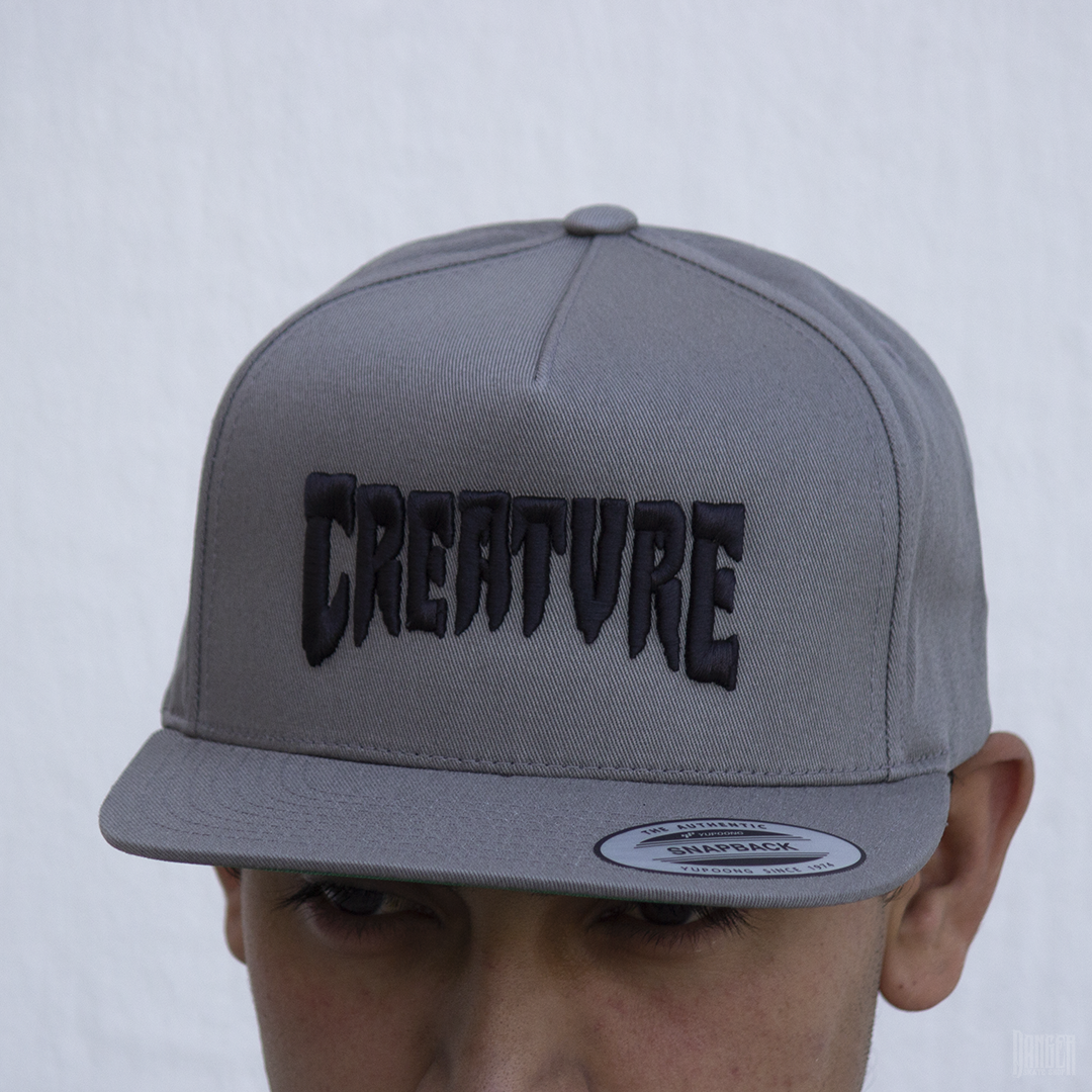 Gorra Creature Mono Logo Grey