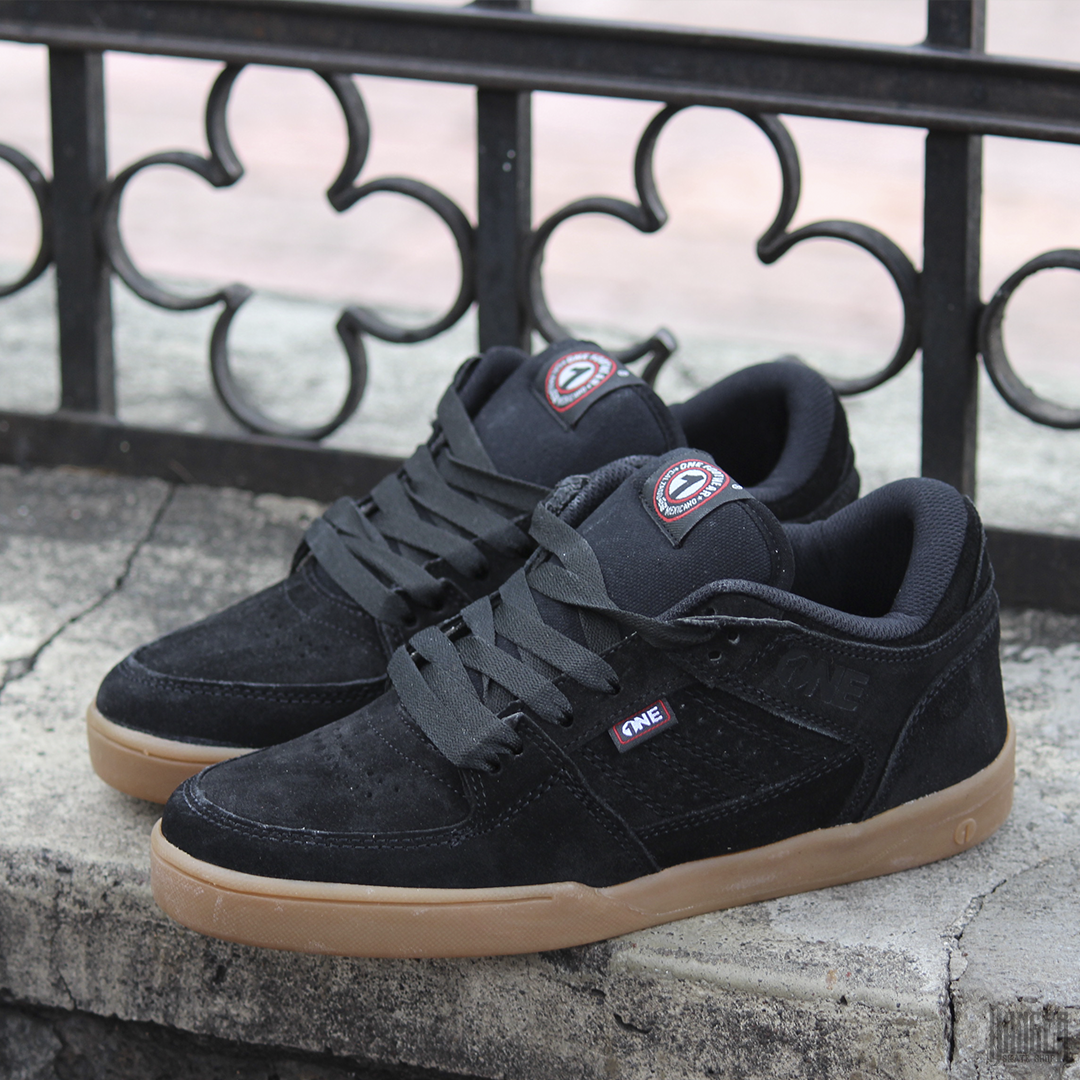 Tenis One Footwear 411 Low Black Gum II - Main Image