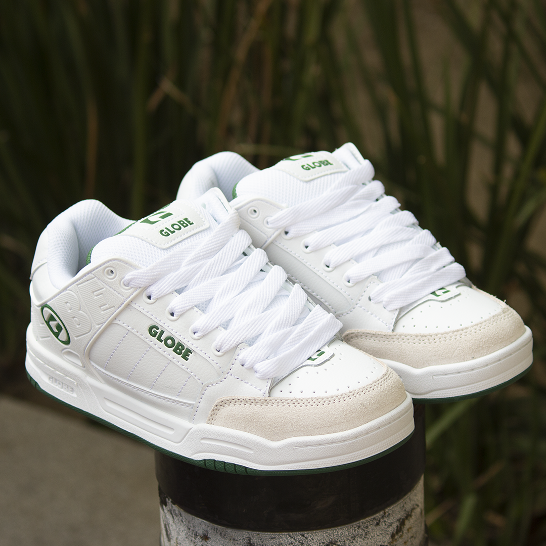 Tenis Globe Tilt White Green