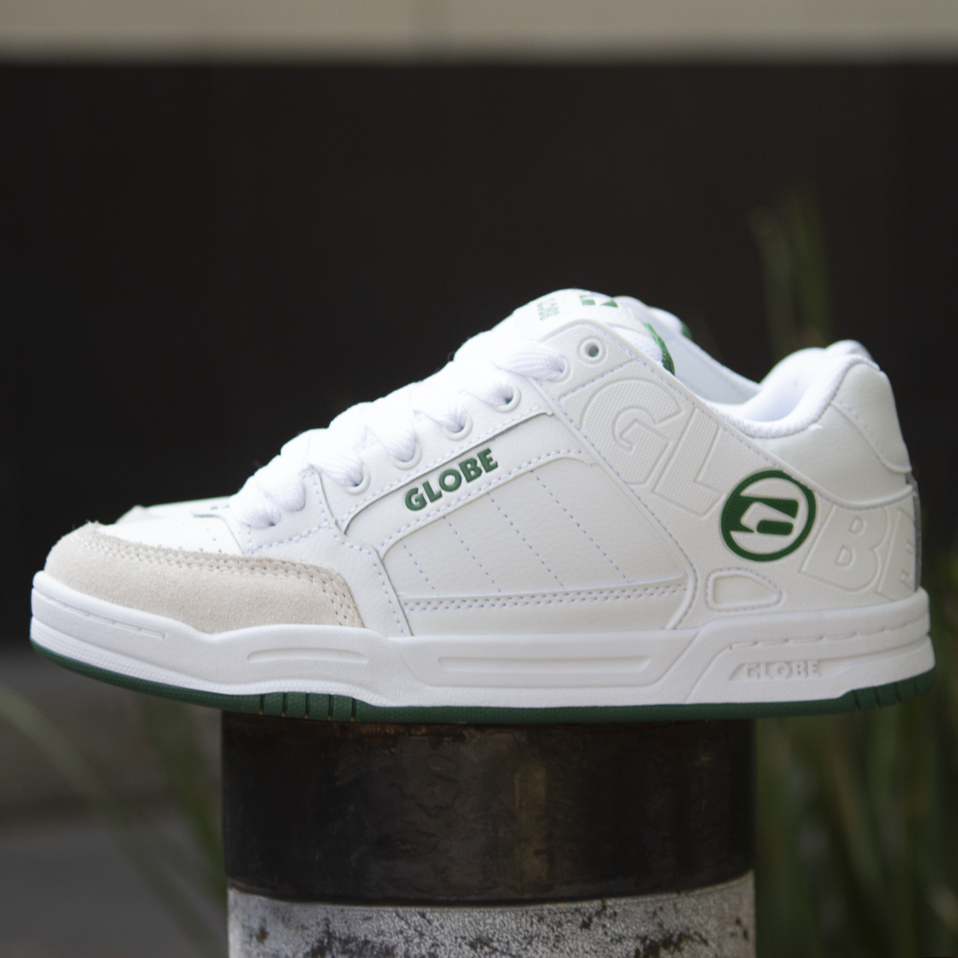 Tenis Globe Tilt White Green
