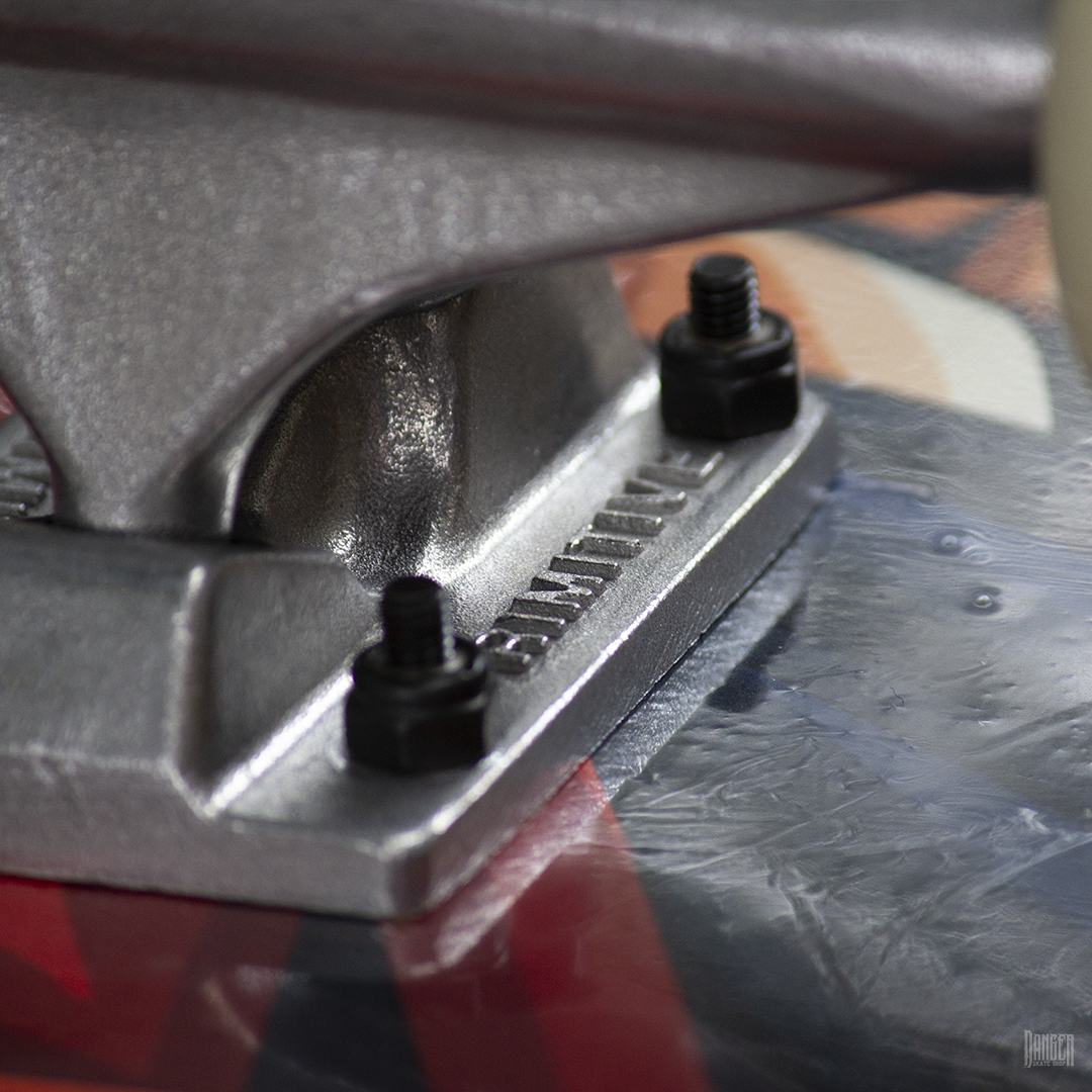 Patineta Primitive x Dragon Ball Super Rodriguez Goku