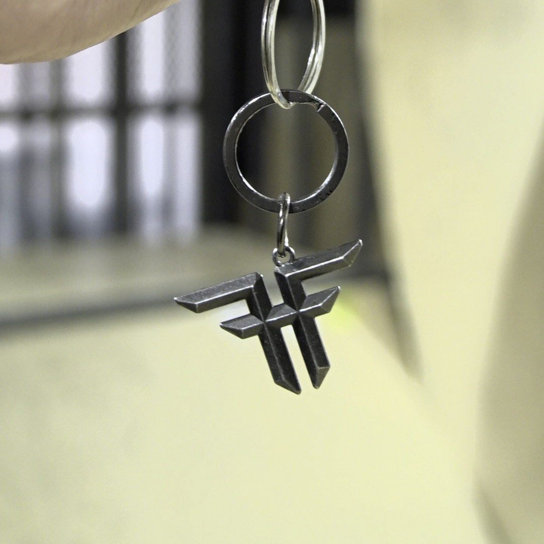 Llavero Fallen Carabiner Black Silver