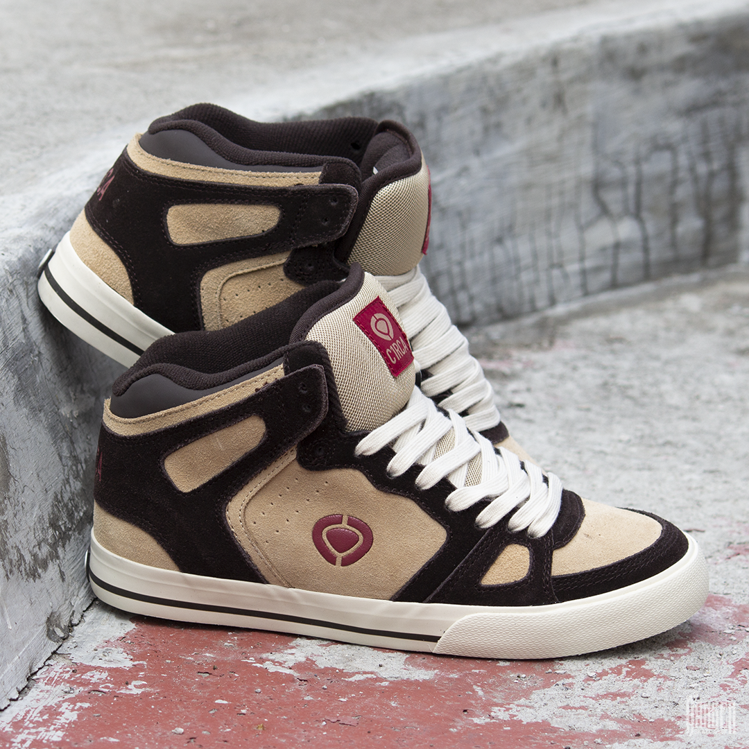 Tenis C1rca 99 Vulc Hi Taninos Rojo Cuero Reno