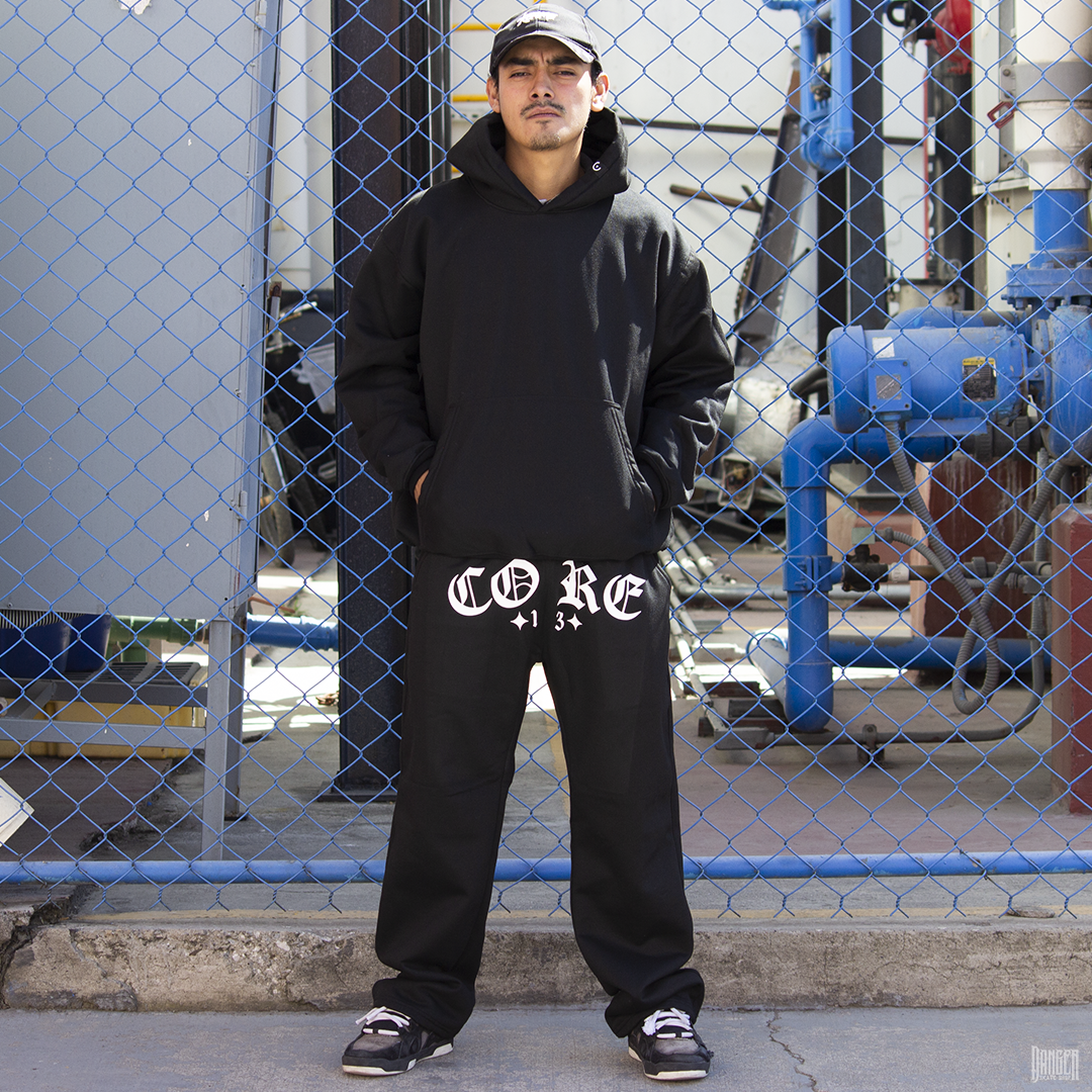 Conjunto Core Locals Negro