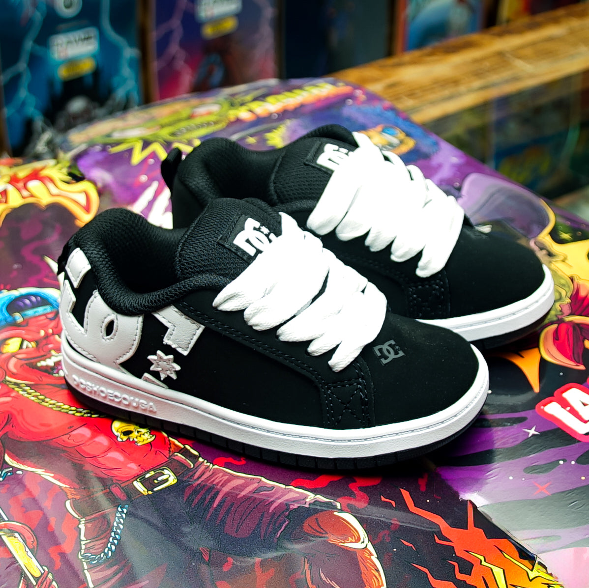 Tenis DC Court Graffik Black White Kids