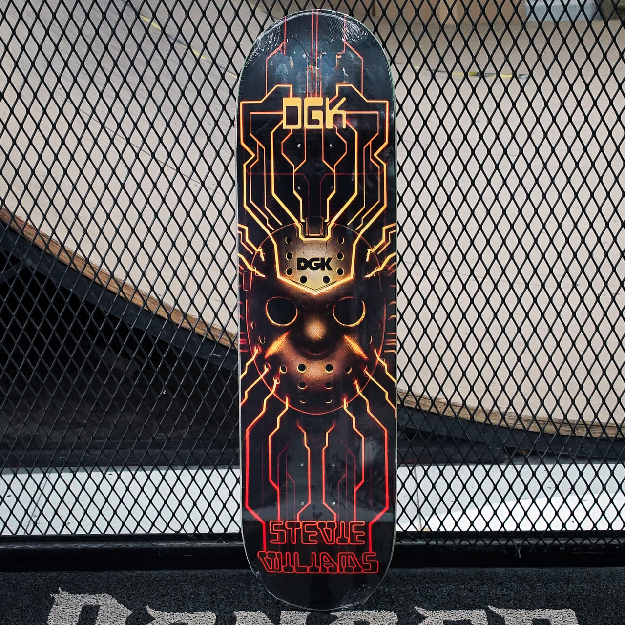 Tabla DGK Glow Stevie Williams