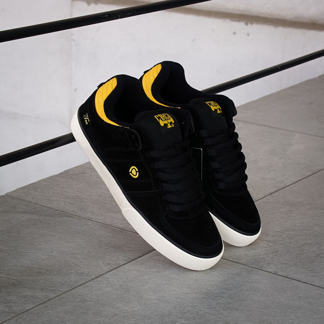 Tenis C1rca Tre Jet Black Black Yellow Cow Suede Canvas