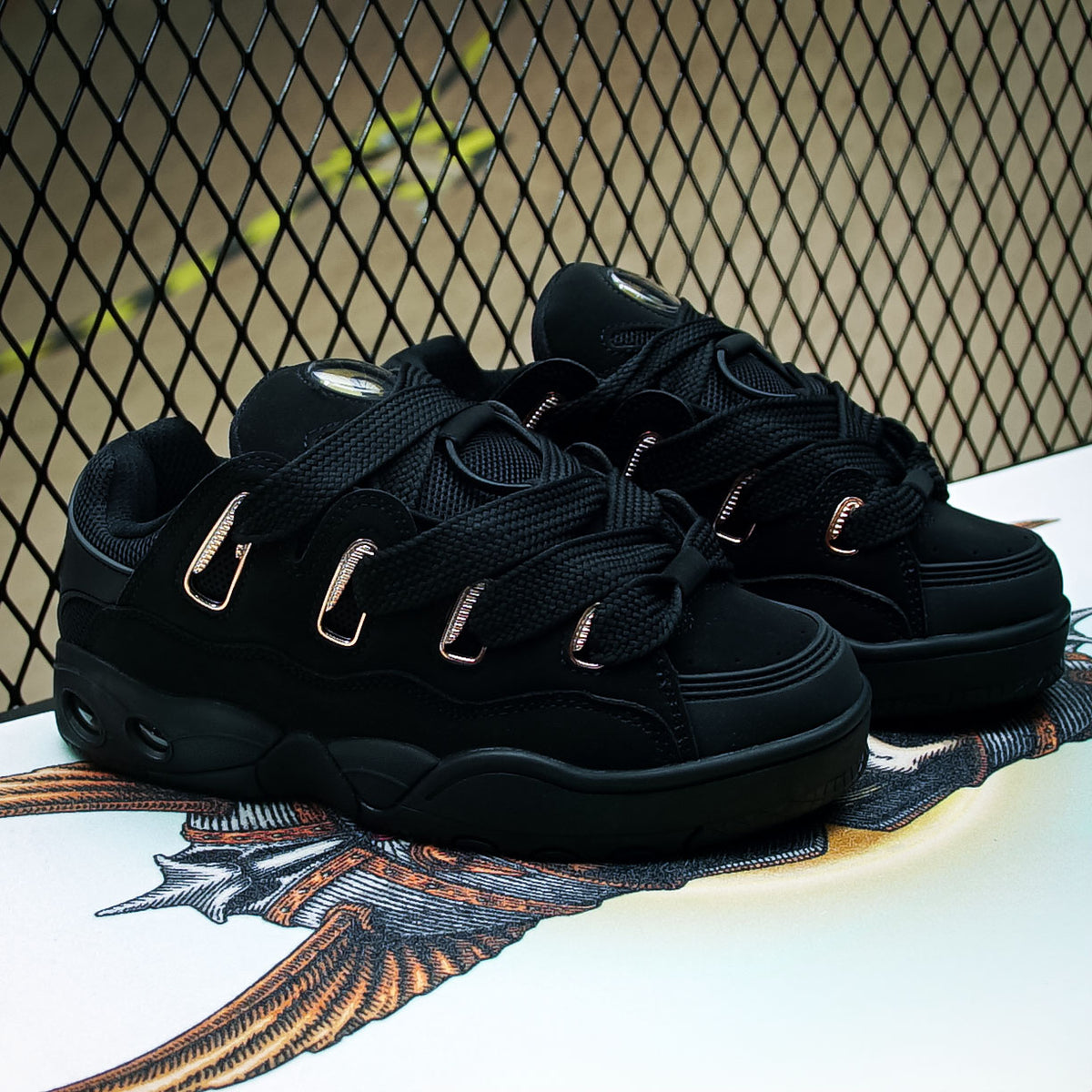 Tenis Osiris D3 OG Black Black Gold