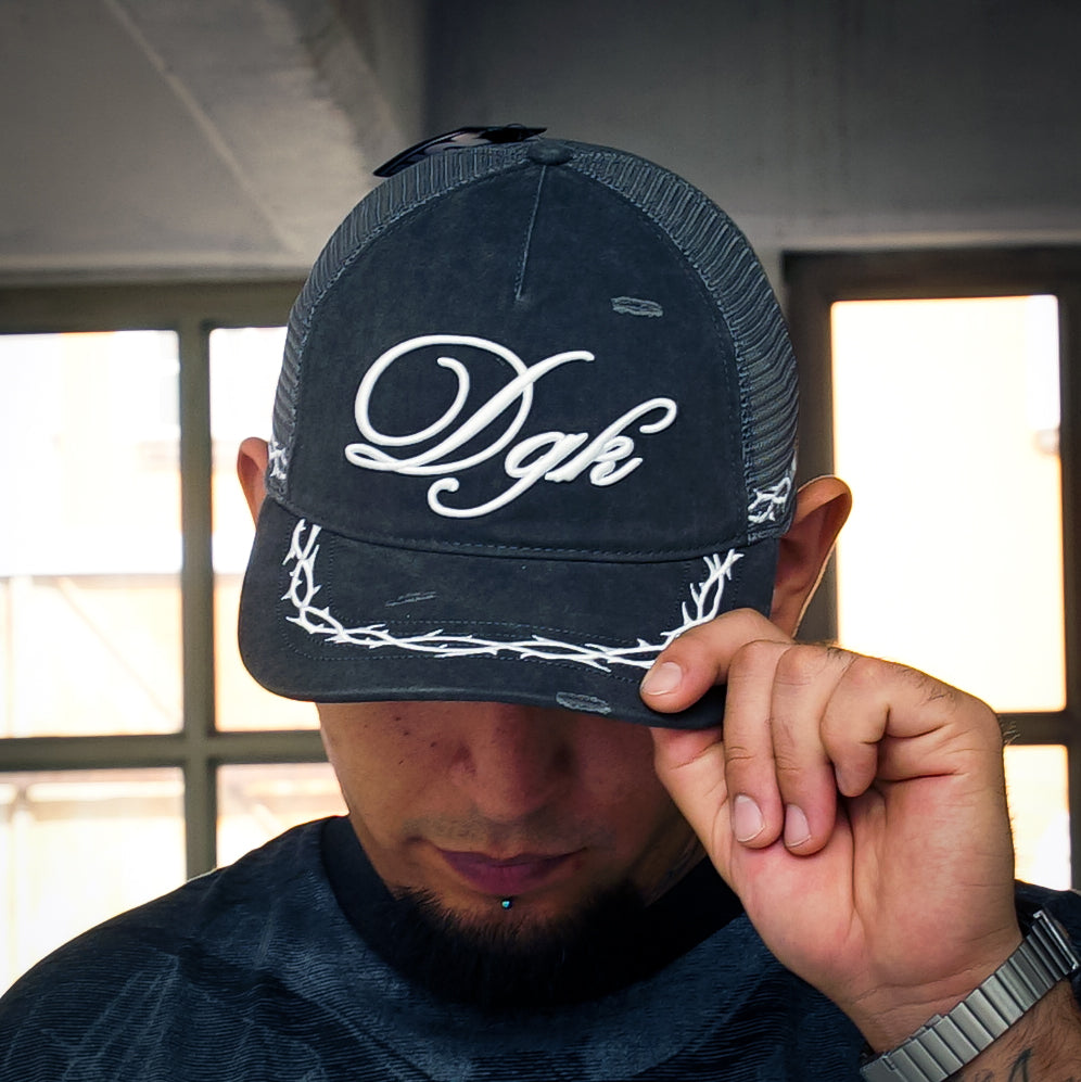 Gorra DGK Torn Trucker Black