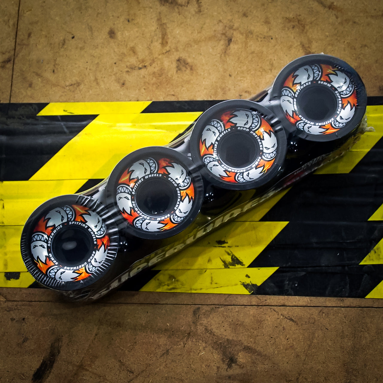 Ruedas Spitfire Superwides 80HD Multiball Black