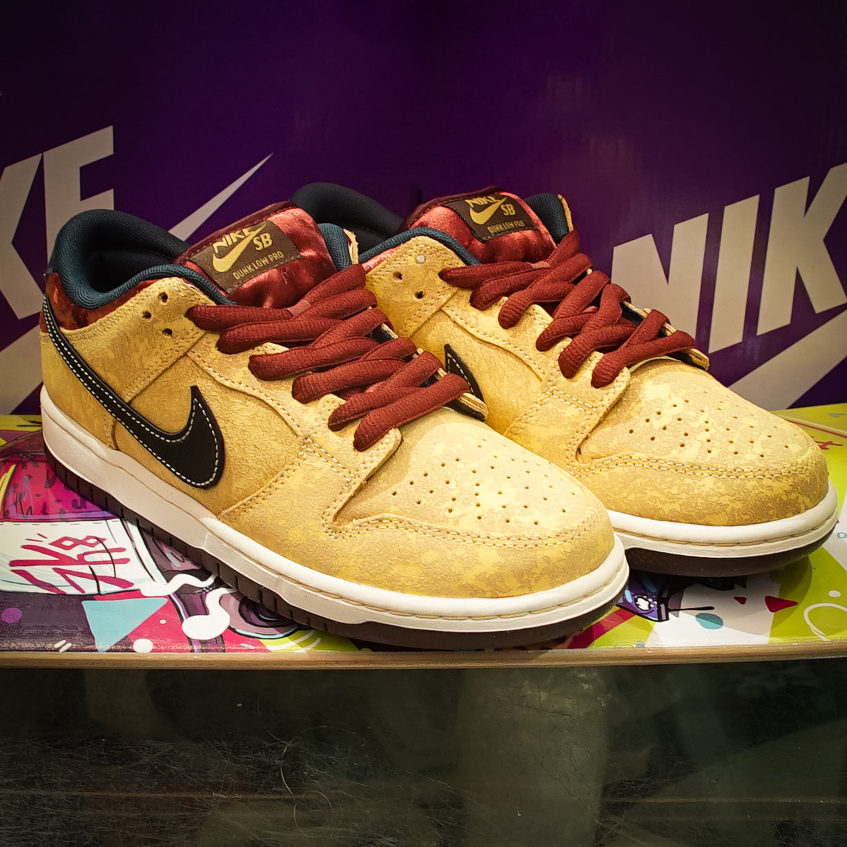 Tenis Nike SB Dunk Low Pro PRM City Of Cinema