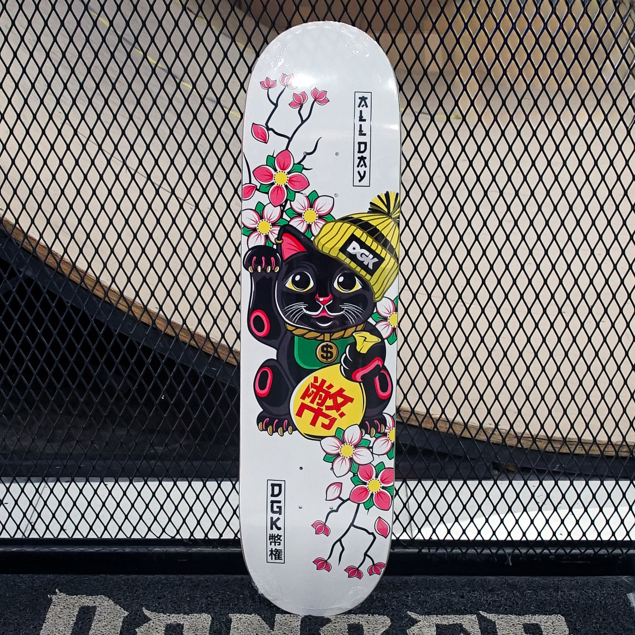 Tabla DGK Lucky Cat White