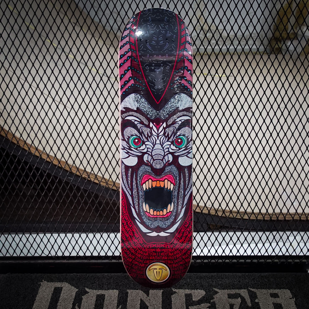 Tabla Toxina Skateboards Vampiro