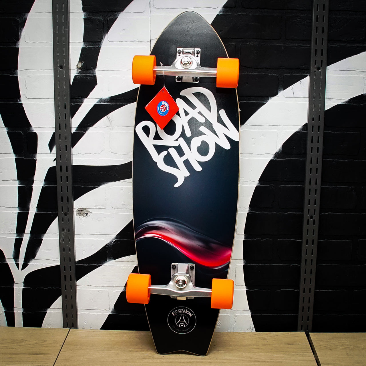Cruiser Roadshow Black Orange
