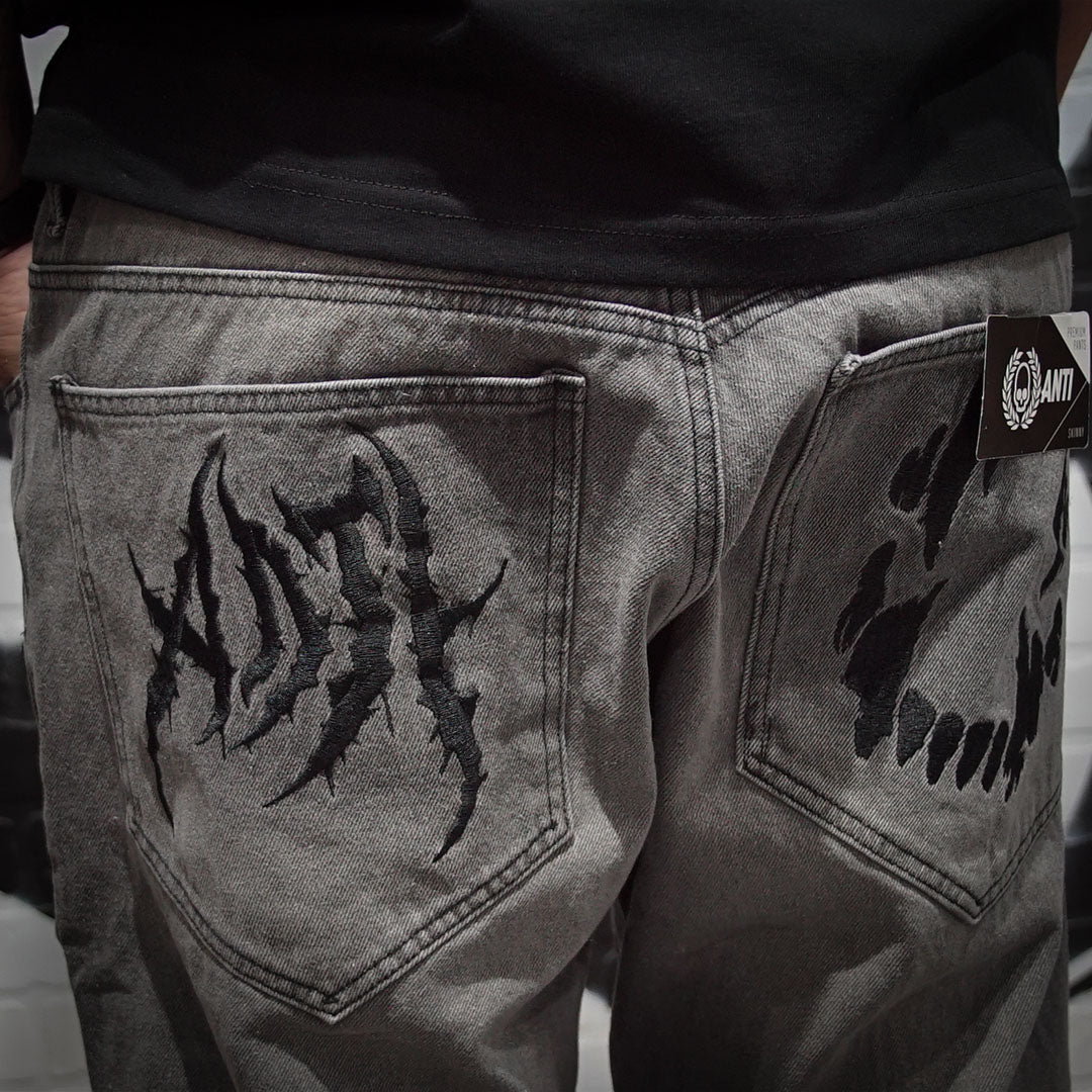 Pantalón Antifashion Bite Oxford Bordados