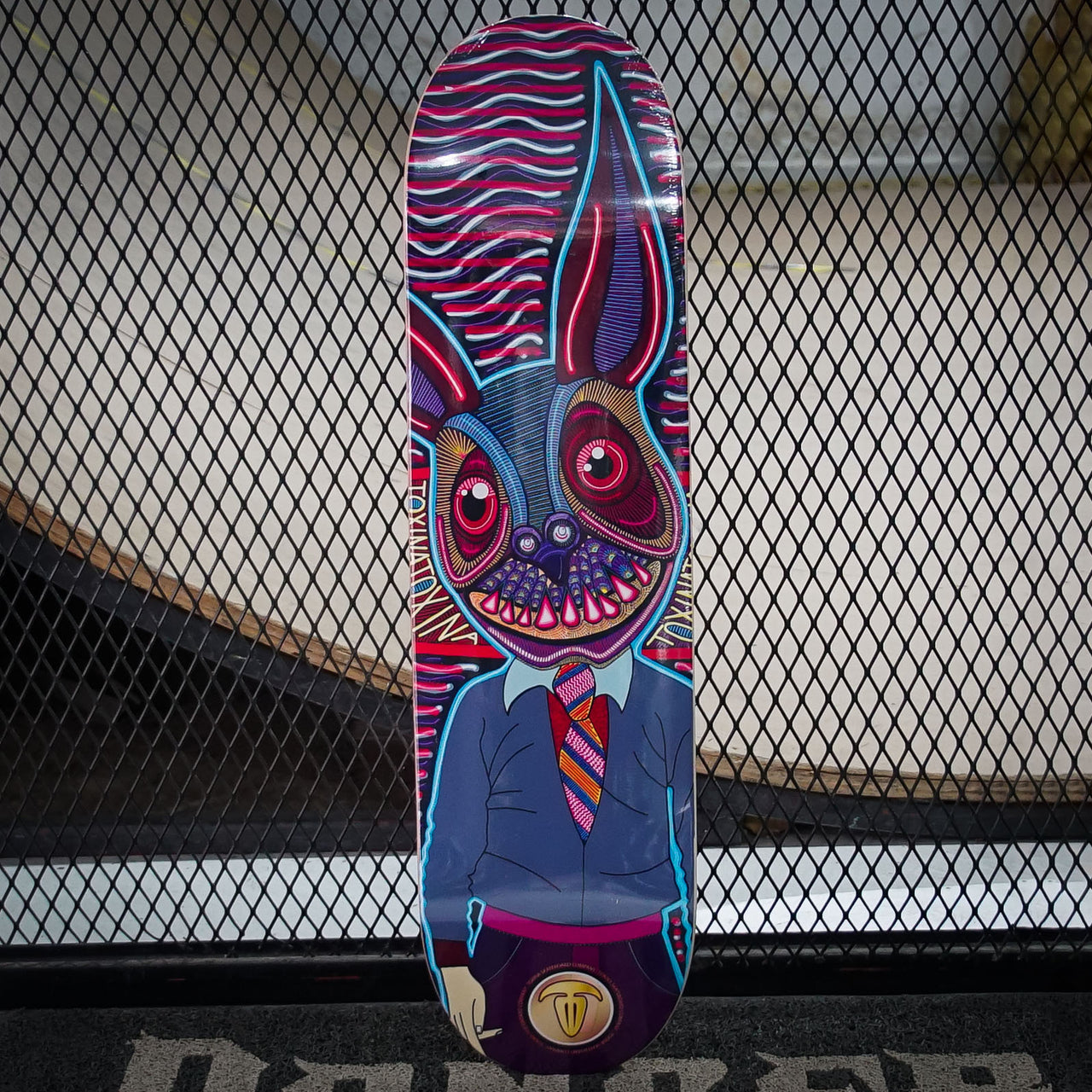 Tabla Toxina Skateboards Cara de Murciélago
