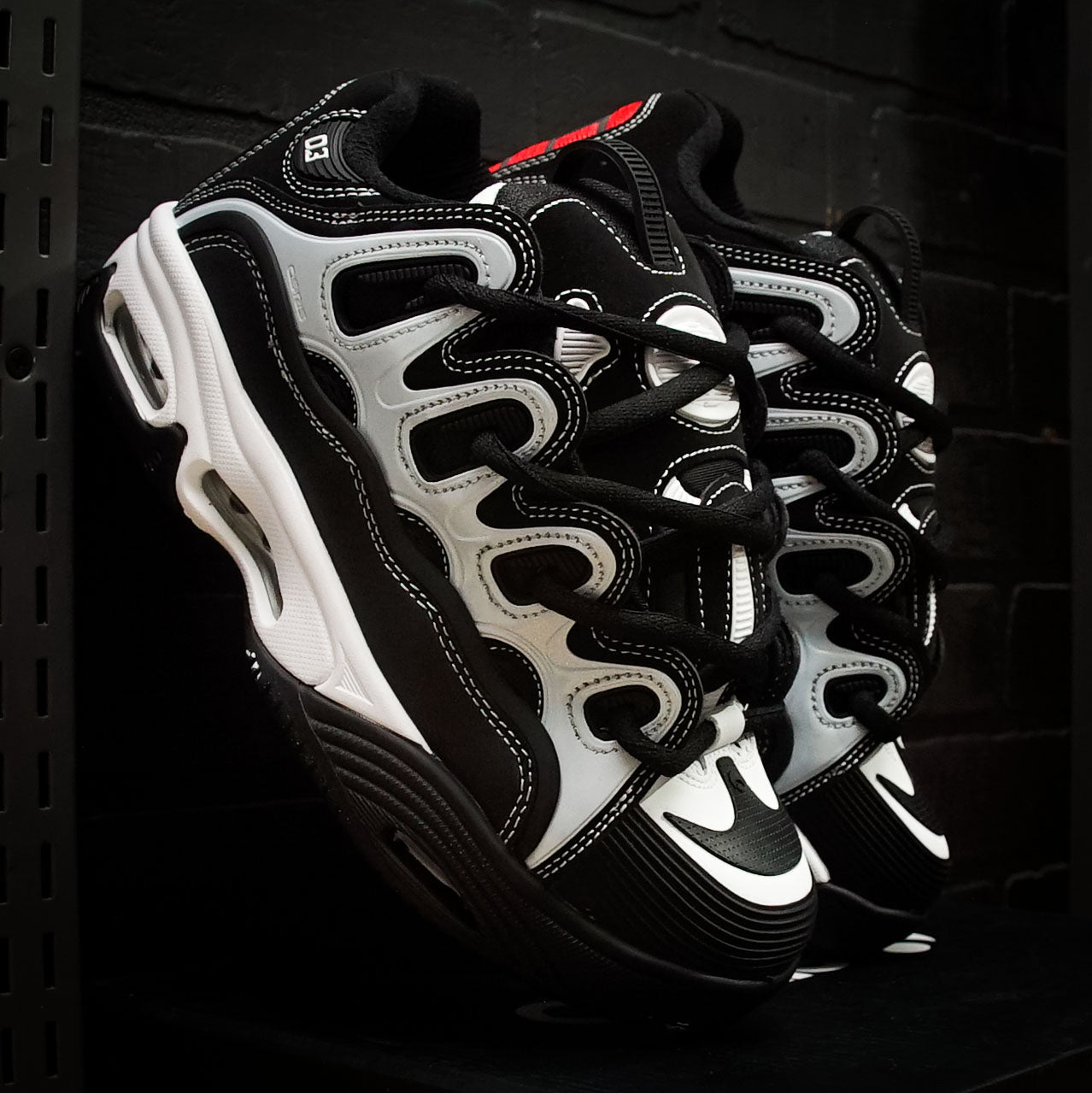 Tenis Osiris D3 2001 Black White Red