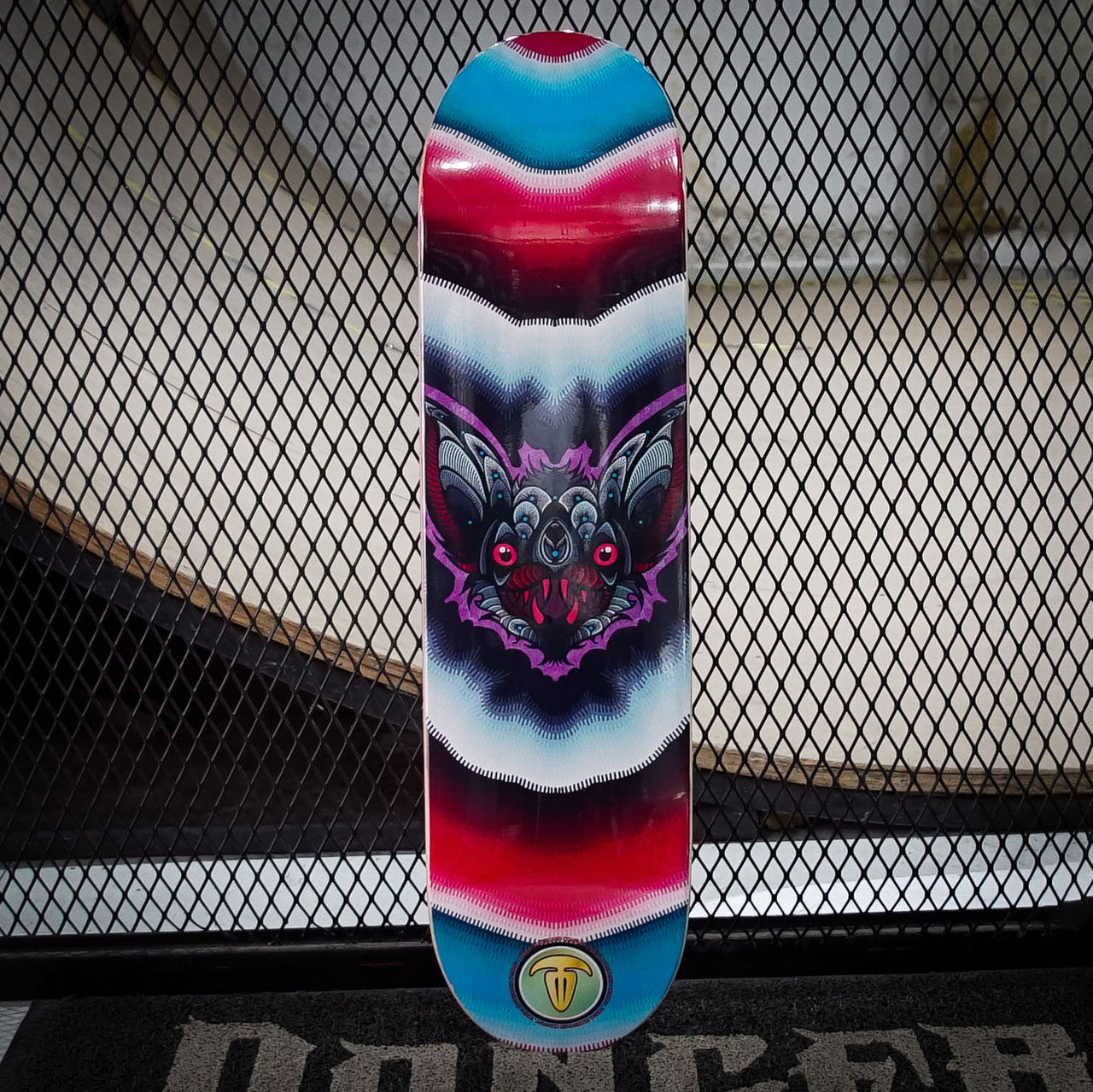 Tabla Toxina Skateboards Murciélago