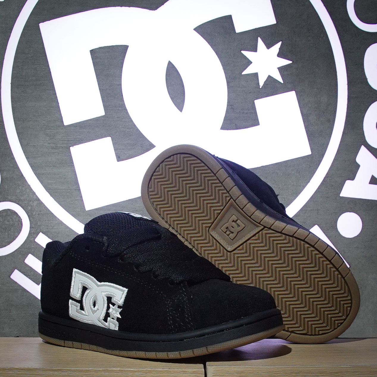 Tenis DC Gaveler Black White Gum Kids