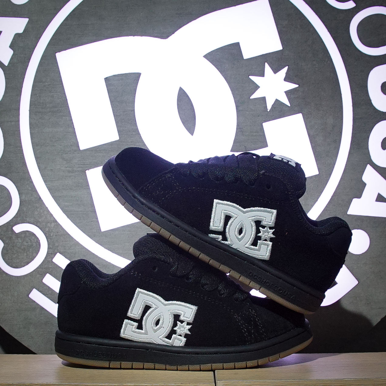 Tenis DC Gaveler Black White Gum Kids