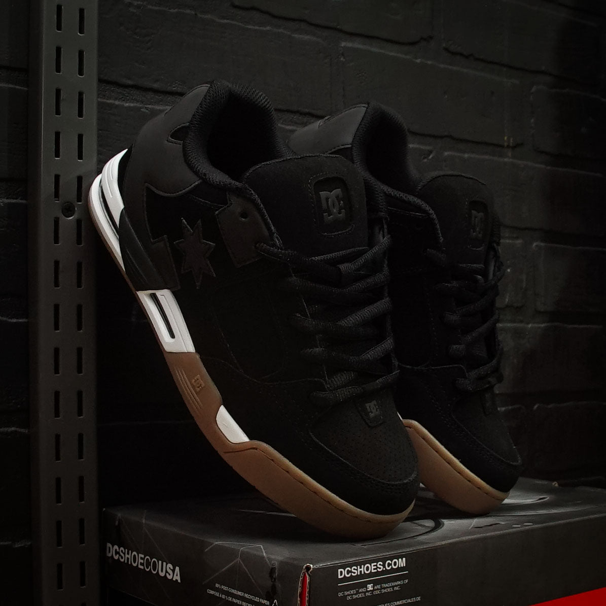 Tenis DC Command Black Gum