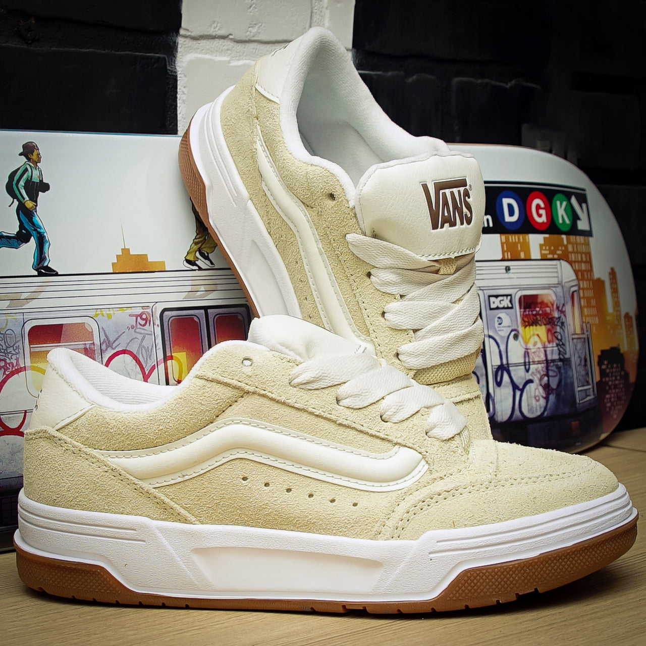 Tenis Vans Hylane Suede Yellow Dust
