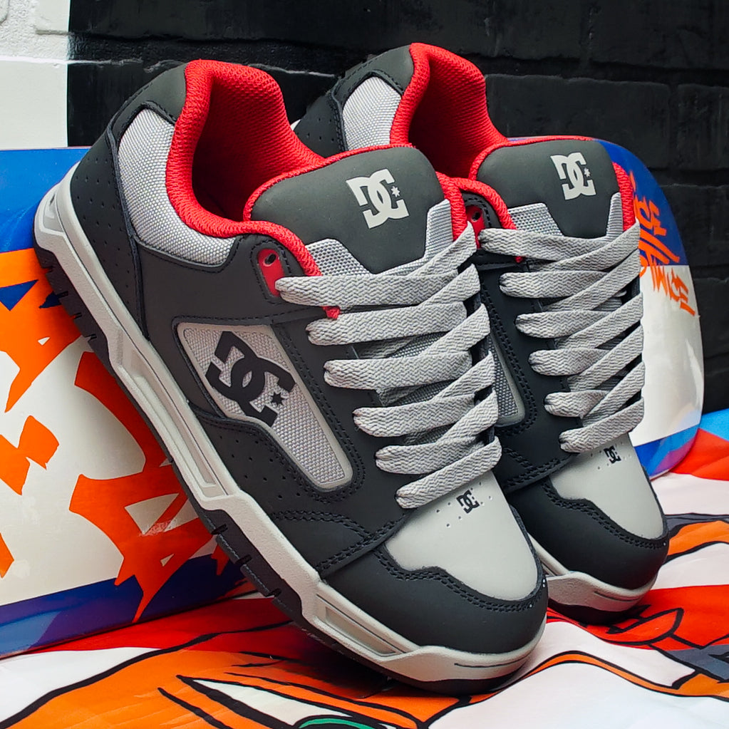 Tenis DC Coiler Grey Black Red
