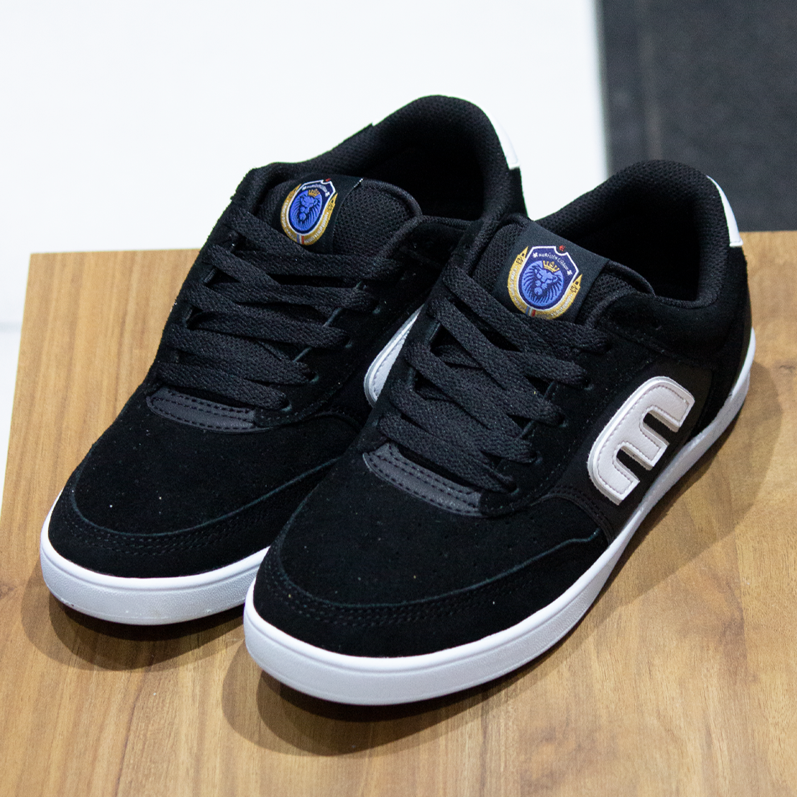 Tenis Etnies The Aurelien Black White