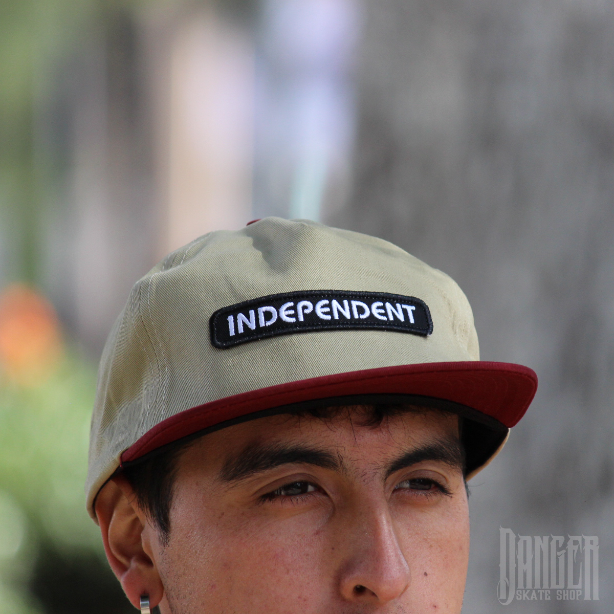 Gorra Independent BTG Beige